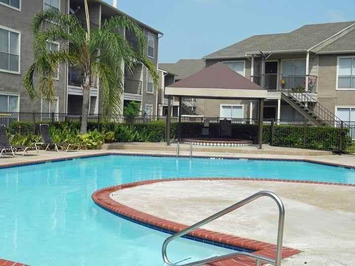 12730 Whittington Dr #B2 - Photo 5 of 11