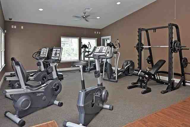 231 Interstate 45 N #B3 - Photo 3 of 15