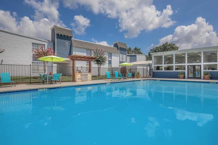 1200 N Loop 336 W #C2 - Photo 5 of 21