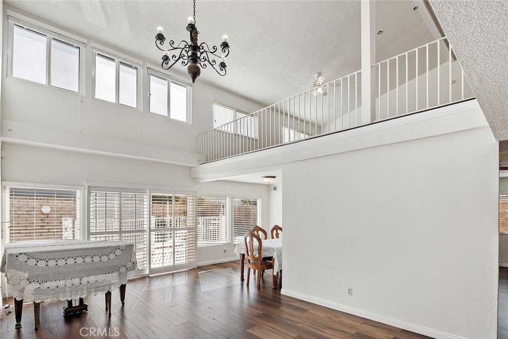 23850 Via Jacara - Photo 5 of 41