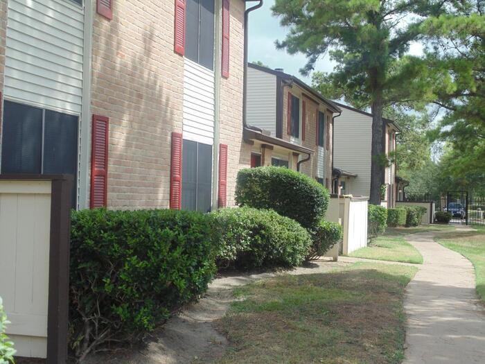 12603 Northborough Dr #B2 - Photo 2 of 12