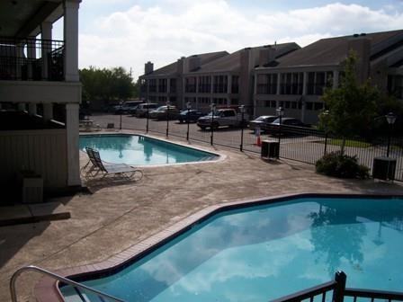 17715 Wayforest Dr #B1 - Photo 3 of 9