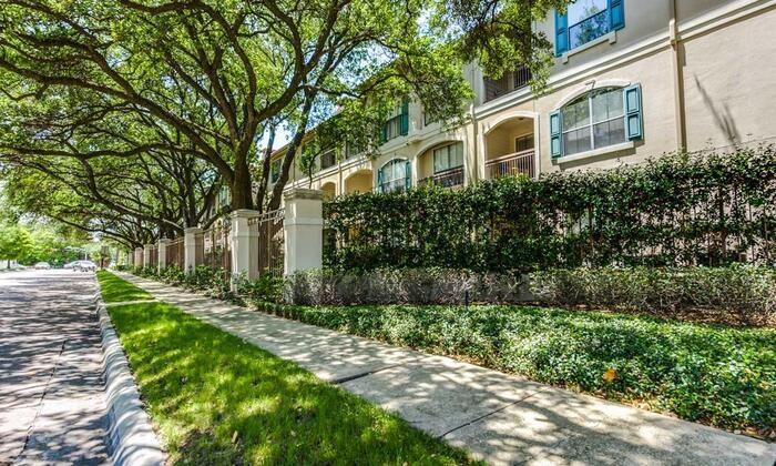 5151 Edloe St #C1 - Photo 4 of 25