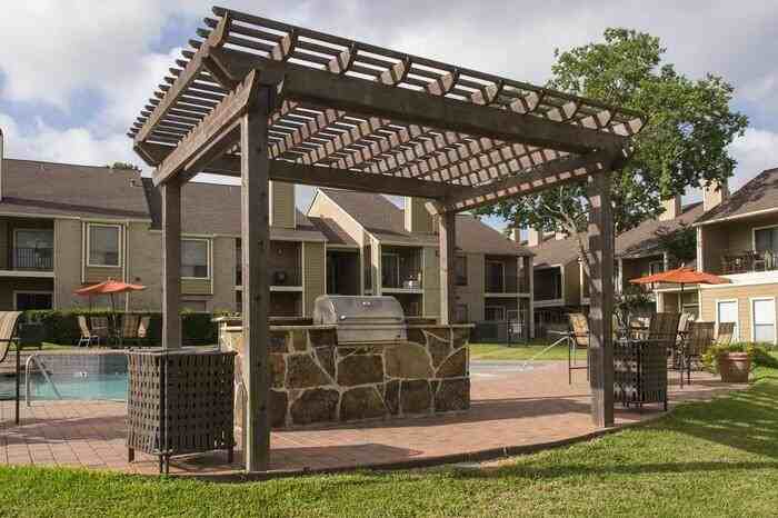 1111 Golfview Dr #B3 - Photo 7 of 32