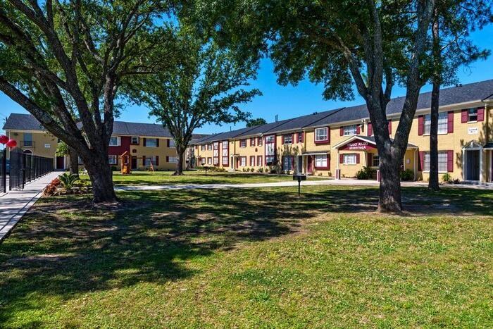 3030 S Broadway St #C3 - Photo 5 of 14