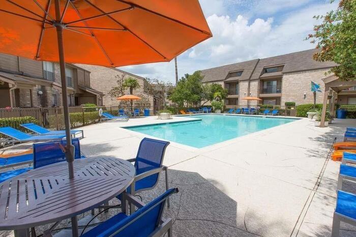 10925 Beamer Rd #B2 - Photo 3 of 13