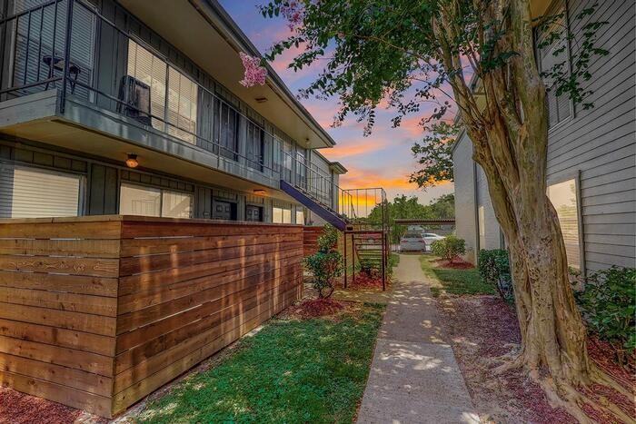 707 El Dorado Blvd #B4 - Photo 4 of 27