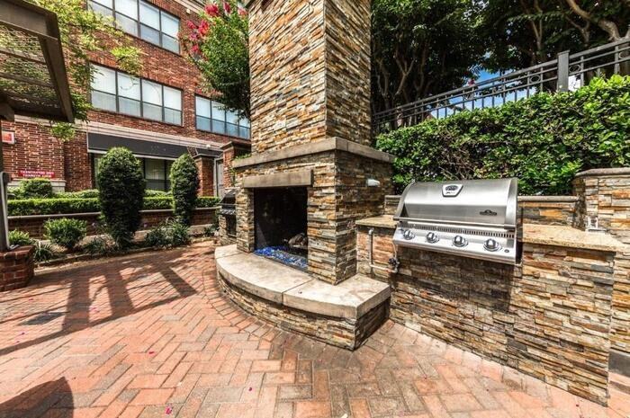 150 Sabine St #B4 - Photo 6 of 23