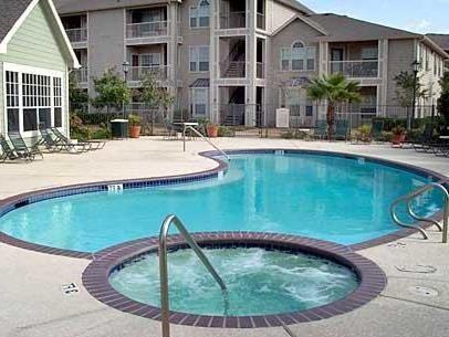 5000 Watkins Way #B2 - Photo 5 of 14