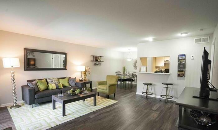 9999 Kempwood Dr #C1 - Photo 6 of 10