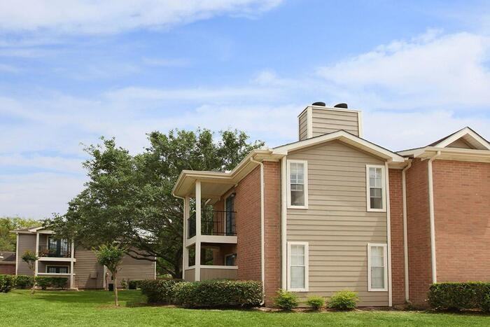 305 Hobbs Rd #C2 - Photo 6 of 29