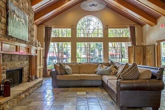 799 Normandy St #B2 - Photo 4 of 11