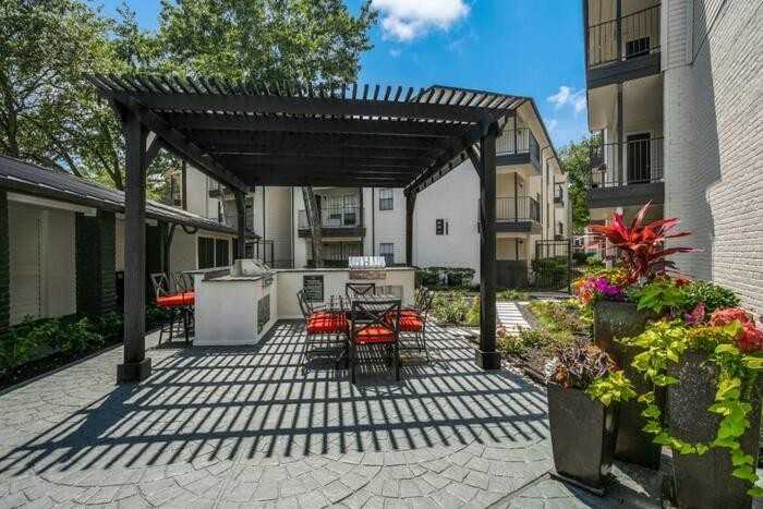 6830 Champions Plaza Dr #C1 - Photo 4 of 17