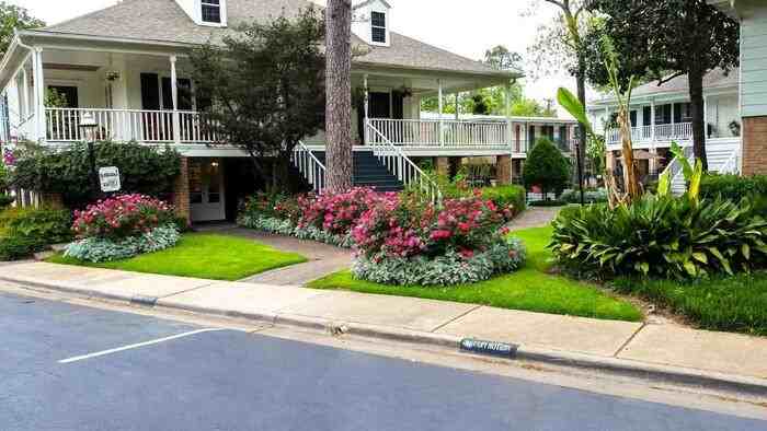 10220 Memorial Dr #B1