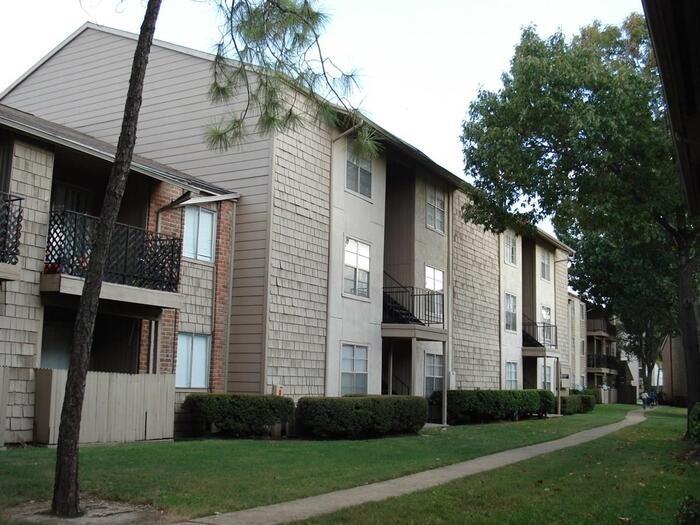 5909 Ranchester Dr #C4 - Photo 3 of 15