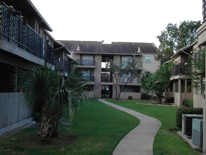 5909 Ranchester Dr #B3 - Photo 2 of 14