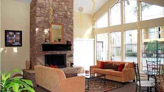 13725 Cambury Dr #B2 - Photo 5 of 13