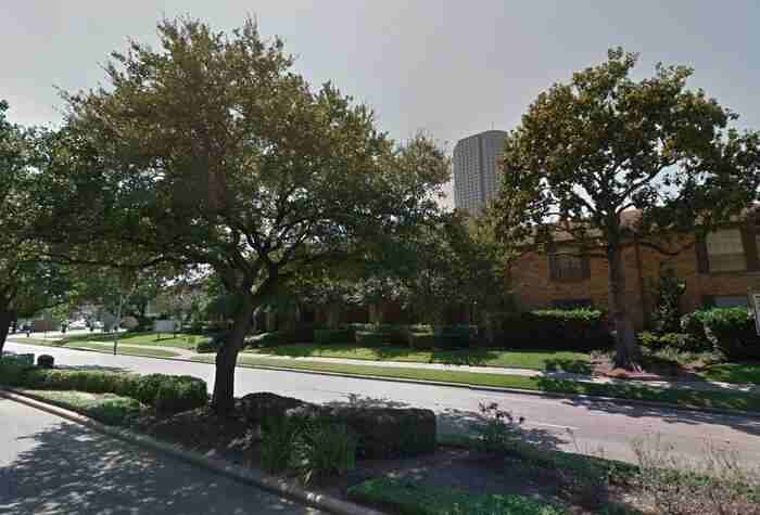 1617 Fountain View Dr #B6 - Photo 5 of 31