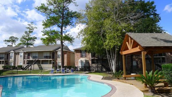 16414 Stuebner Airline Rd #B3 - Photo 3 of 10