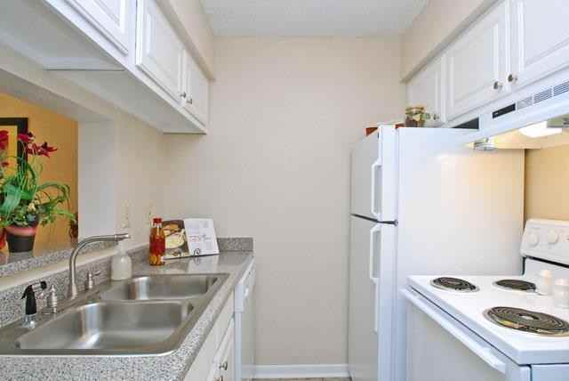 1202 Seagler Rd #B1 - Photo 6 of 12