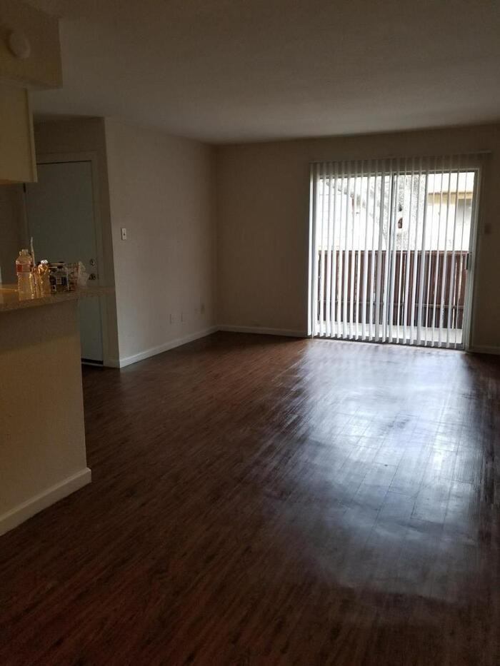 6425 Bankside Dr #D1 - Photo 5 of 11