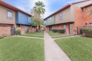 featured image of 14250 Kimberley Ln #D4