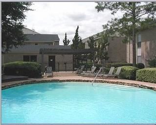 11025 Larkwood Dr #B5 - Photo 4 of 9