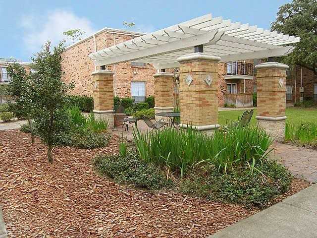 9001 S Braeswood Blvd #C2 - Photo 2 of 7