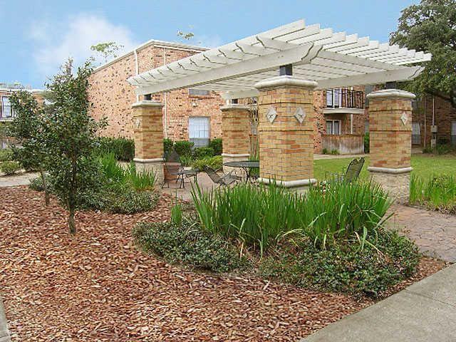 9001 S Braeswood Blvd #B3 - Photo 2 of 8