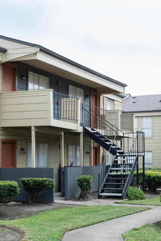 8000 W Tidwell Rd #C3