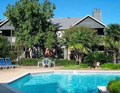 10215 Beechnut St #C2 - Photo 2 of 10