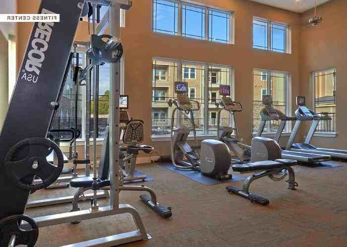 1715 Enclave Pkwy #B3 - Photo 3 of 10