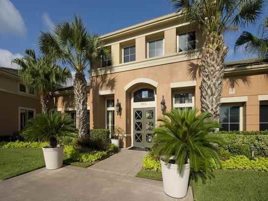 3300 Sage Rd #C3 - Photo 3 of 21