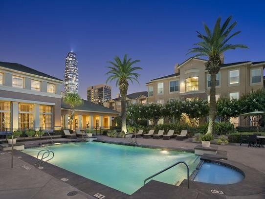 3300 Sage Rd #B2 - Photo 4 of 20