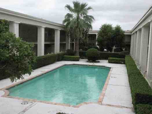 5815 Gulfton St #D2 - Photo 4 of 15