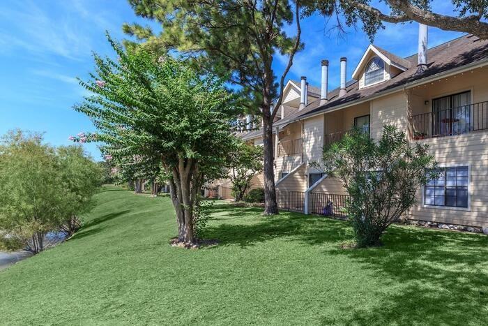 18142 S Parkview Dr #B1 - Photo 5 of 50