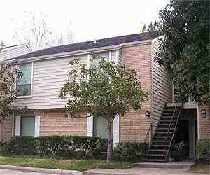 11900 Wickchester Ln #C2 - Photo 2 of 4