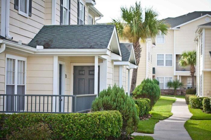 333 Normandy St #C1 - Photo 3 of 19