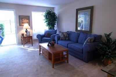 855 Greens Rd #C2 - Photo 4 of 9