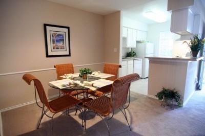 855 Greens Rd #C2 - Photo 5 of 9