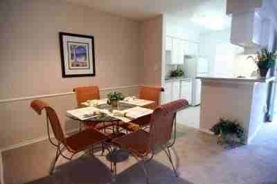 855 Greens Rd #B5 - Photo 5 of 9