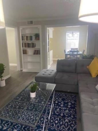 6505 Westheimer Rd #A1 - Photo 2 of 9