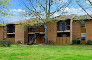 featured image of 1317 Mahlmann St #B1