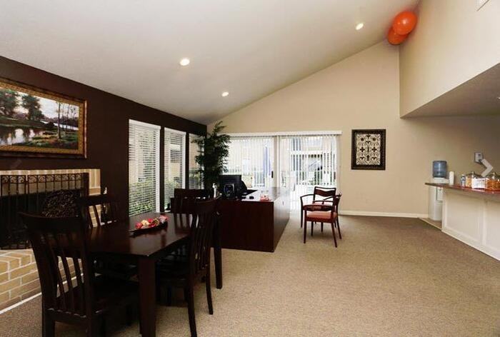 1317 Mahlmann St #B1 - Photo 7 of 10