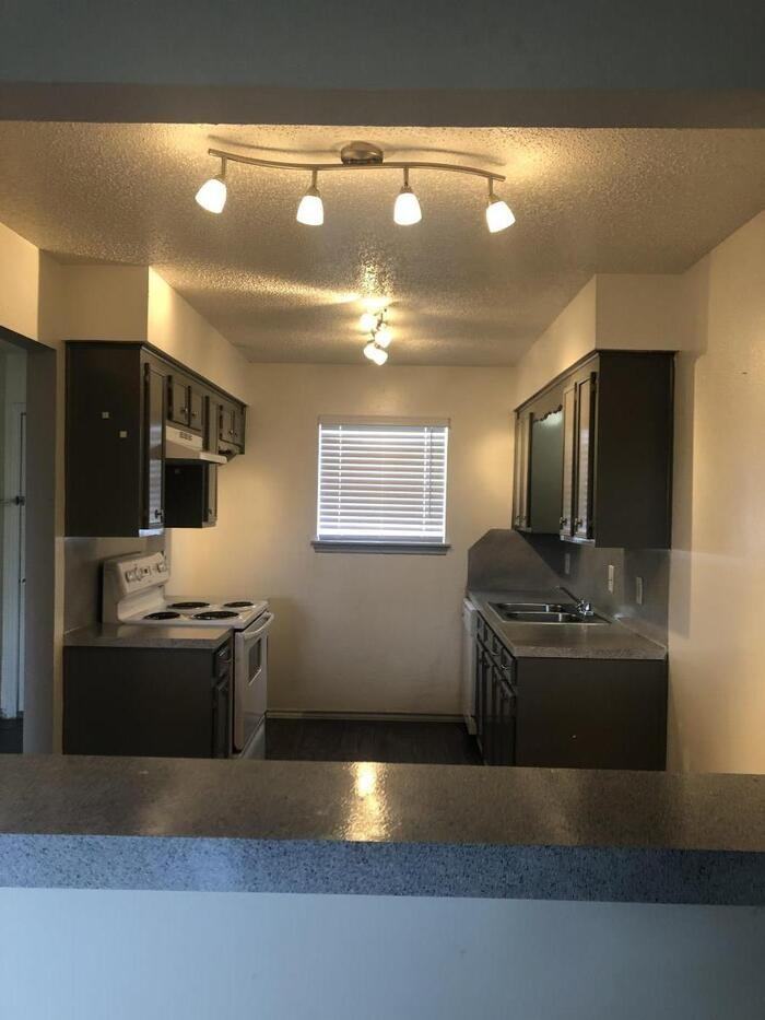 225 E X St #B1 - Photo 5 of 9