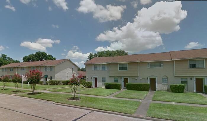 225 E X St #B2 - Photo 2 of 9