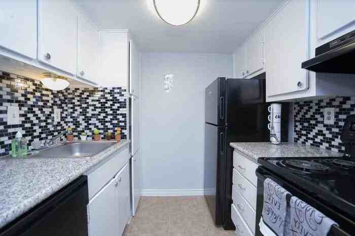 10000 Hammerly Blvd #D1 - Photo 4 of 8