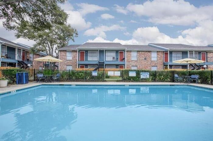 2001 Laverne St #C1 - Photo 2 of 11