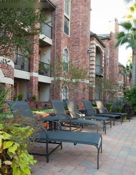 2345 Bering Dr #D2 - Photo 6 of 19