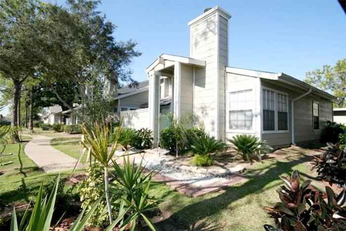 12247 Sunset Meadow Ln #D1 - Photo 3 of 12